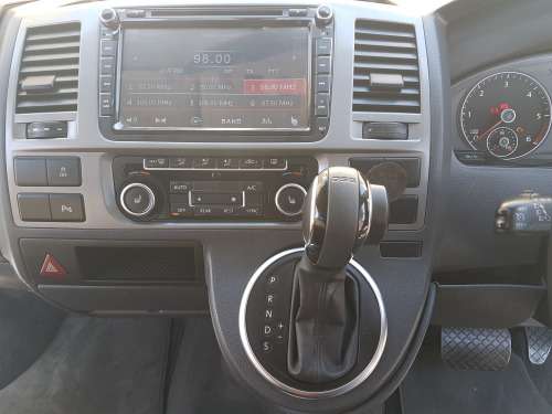 8 Inch VW Kombi (2010 - 2016) Navigation,Bluetooth, GPS, DVD, FREE Maps & Reverse Camera